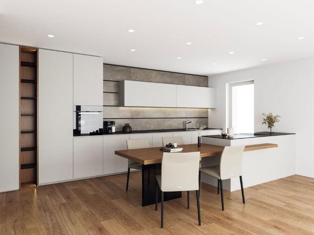 2.5 Zimmer, 82 m², 1. Stock