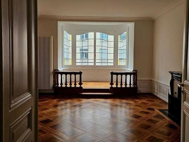 2.5 Zimmer, 82 m², 1. Stock