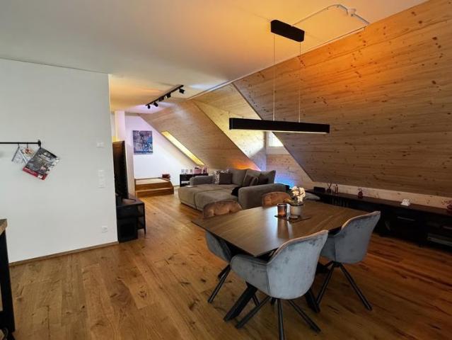 2.5 Zimmer, 82 m², 2. Stock