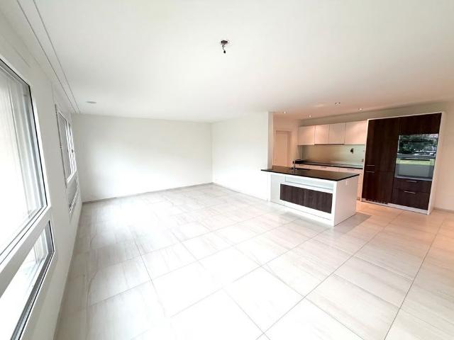 2.5 Zimmer, 82 m², EG