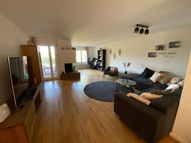 2.5 Zimmer, 82 m², EG