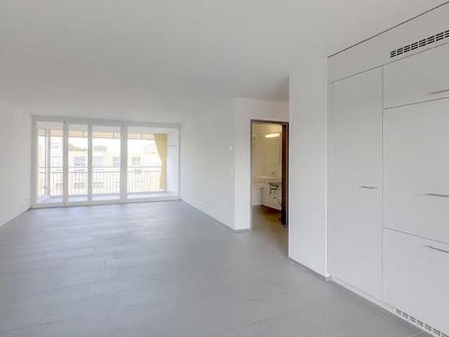 2.5 Zimmer, 82 m², EG
