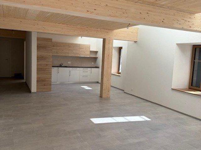 2.5 Zimmer, 82 m², EG