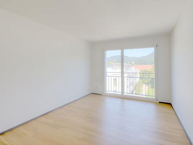2.5 Zimmer, 82 m², EG