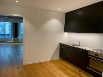 2.5 Zimmer, 83 m², 1. Stock