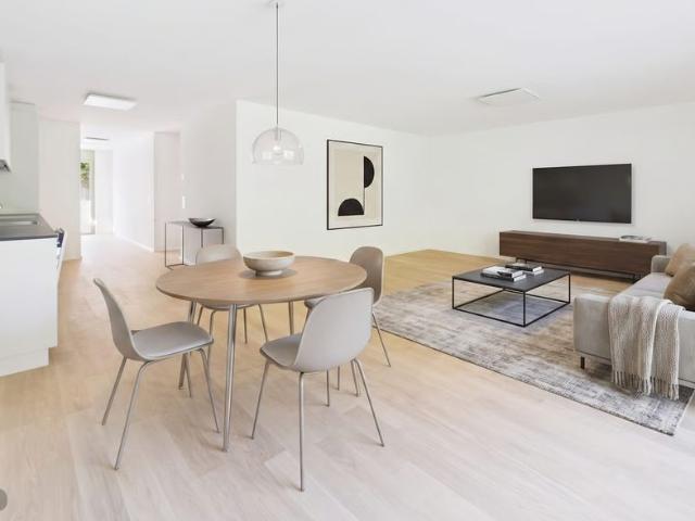 2.5 Zimmer, 83 m², 2. Stock