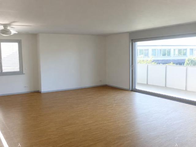2.5 Zimmer, 83 m², 5. Stock