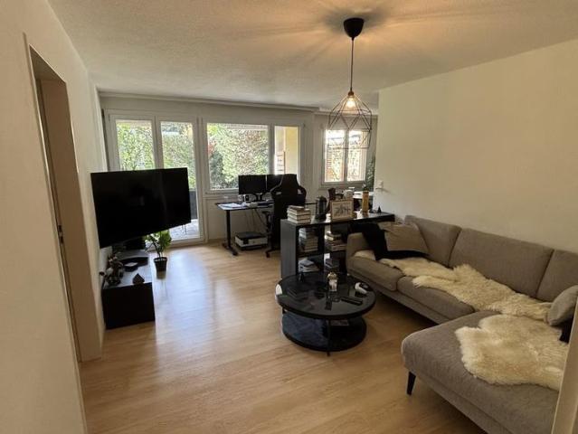 2.5 Zimmer, 83 m², EG