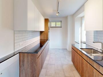 2.5 Zimmer, 83 m², EG