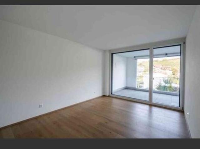 2.5 Zimmer, 83 m², EG