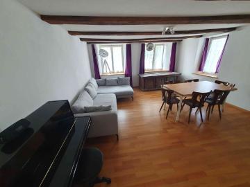 2.5 Zimmer, 94 m², 2. Stock