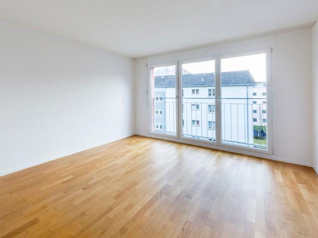 2.5 Zimmer, 95 m², 4. Stock