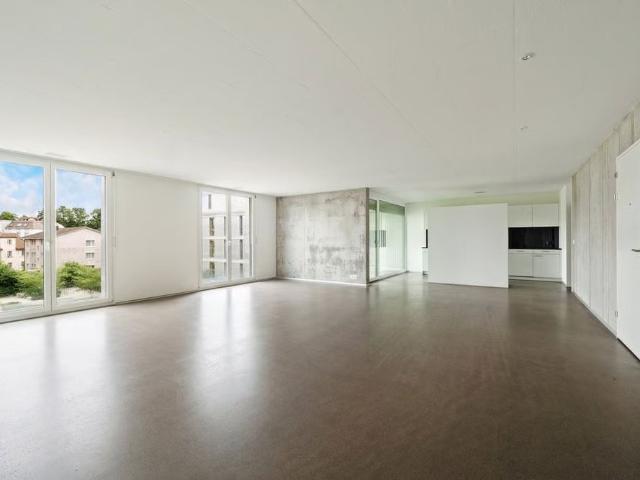 2.5 Zimmer, 97 m², 3. Stock