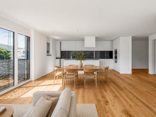 2.5 Zimmer, 98 m², 2. Stock