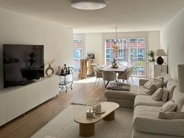 2.5 Zimmer, 90 m², 3. Stock