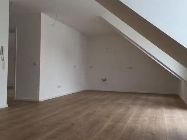 2,5 Zimmer 90 m² 1.040 € Kaltmiete Wohnungen in Au in der.