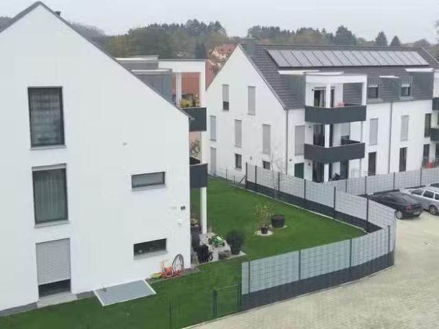 2,5 Zimmer 90 m² 1.040 € Kaltmiete Wohnungen in Au in der.