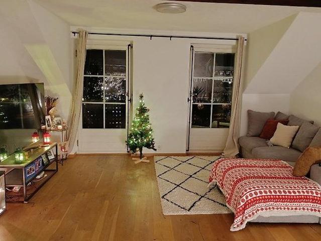 2.5 Zimmer, 90 m², 4. Stock