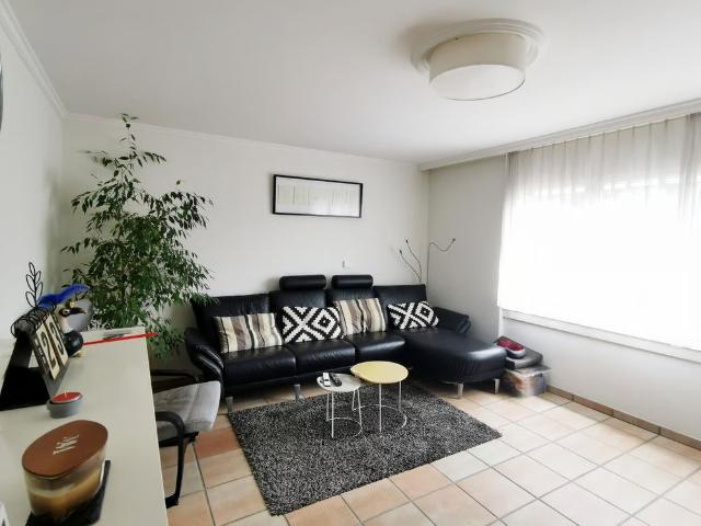 2.5 Zimmer, 90 m², EG