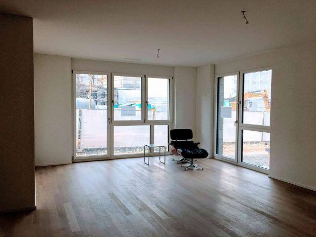 2.5 Zimmer, 90 m², EG