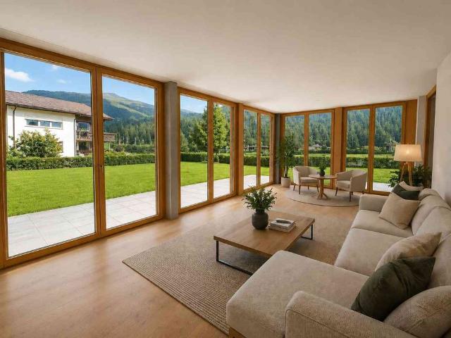 2.5 Zimmer, 90 m², EG