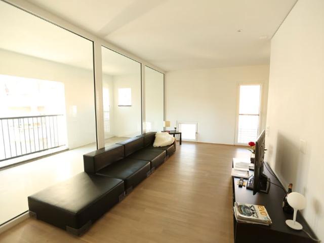 2.5 Zimmer, 91 m², 6. Stock