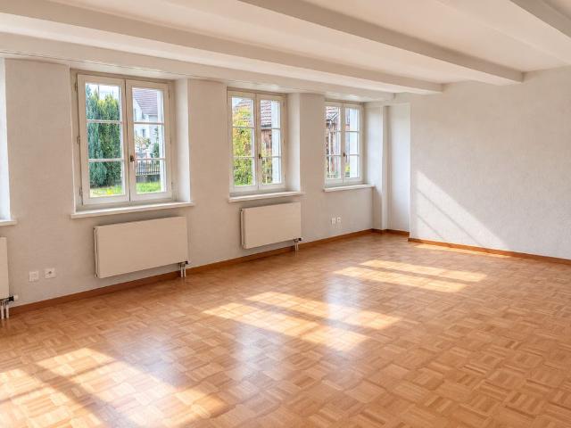 2.5 Zimmer, 91 m², EG