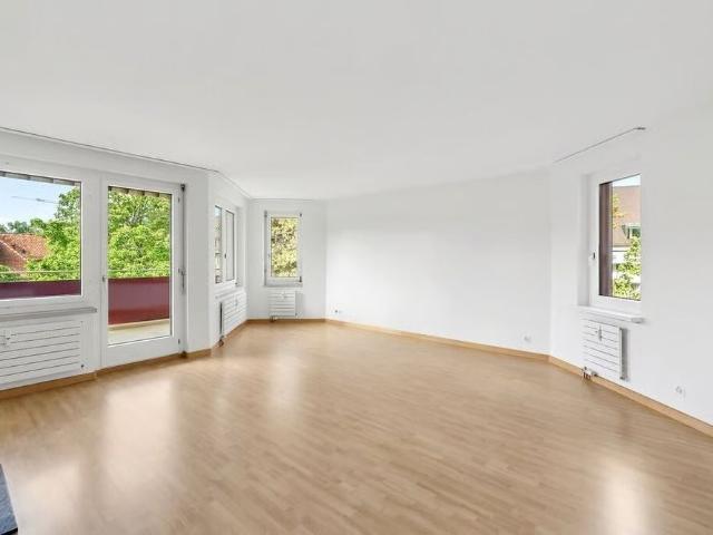 2.5 Zimmer, 92 m², 3. Stock