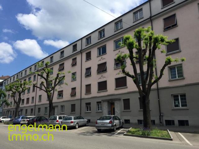 2.5 Zimmerwohnung/ Appartement de 2.5 pièces