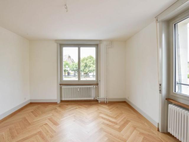 2.5 Zimmerwohnung mit grosszügiger Terrasse!