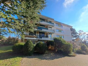 Denges, District de Morges, Waadt - Parkplatz