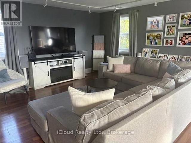 2 65 Broadway, Orangeville, ON, L9W 1K1 house for lease | Listing ID W13787 | Royal LePage