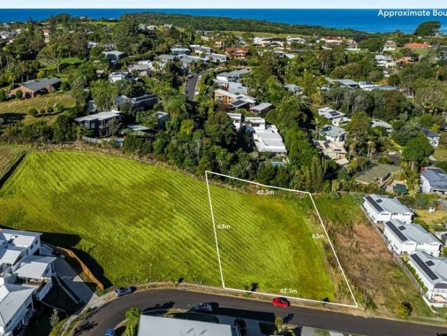 2,665m2 Medium density zoned block with subdivision potential