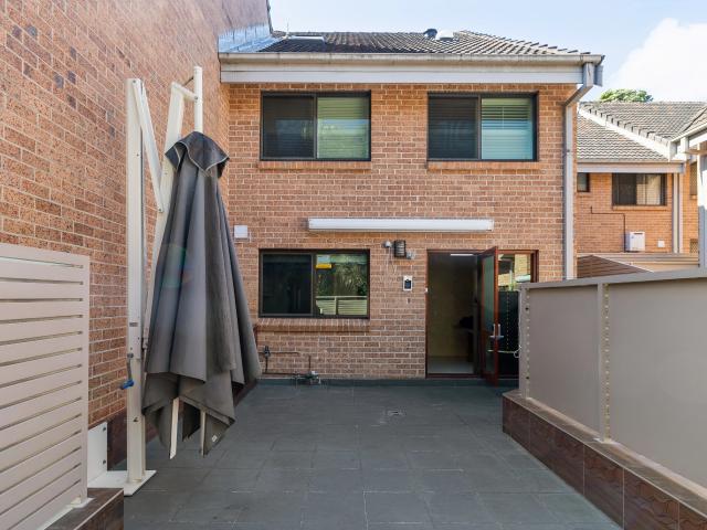 2 / 69 73 Moore Park Road, Centennial Park NSW 2021 | BresicWhitney
