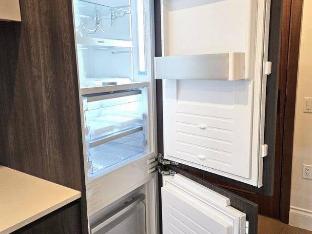 $2,600 / 1br – 460ft2 – Beautiful Modern Apartment in Kerrisdale R0111