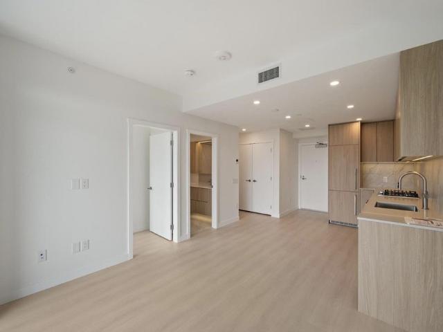 2 626 Claremont Street, Coquitlam