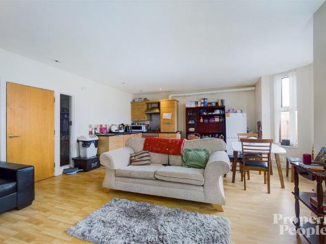 2, 6 Brookhill Avenue, Belfast, BT14 6BS
