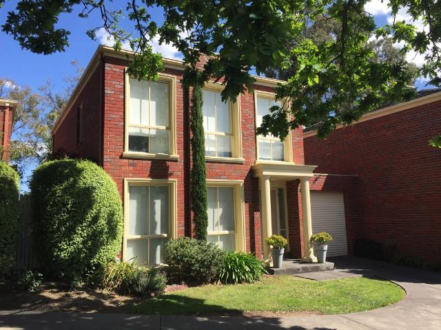2 / 745 Boronia Road, Wantirna