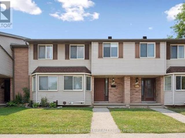 2 750 Erinbrook Drive, Kitchener, ON, N2E 2S7 townhouse for sale | Listing ID X13674 | Royal LePage