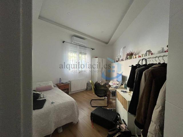 | 2.700 €, 97 m²