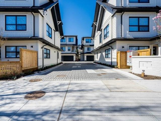 2 7117 Lindsay Road, Richmond, BC, V7C 2P5 house for sale | Listing ID R3129 | Royal LePage