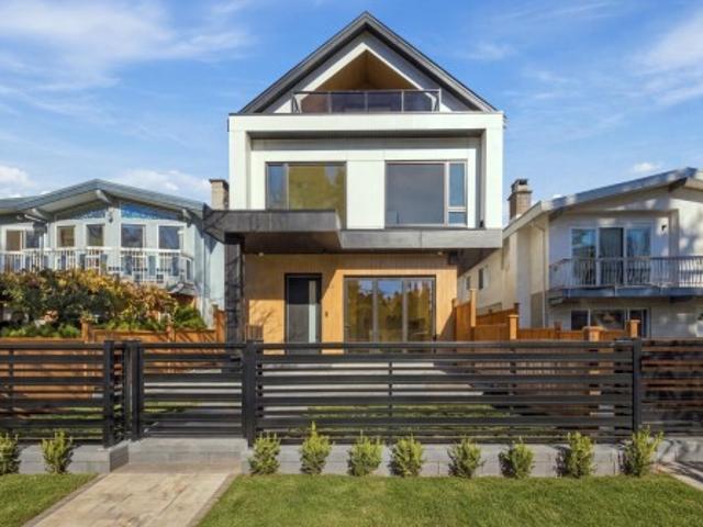 2 841 39Th Avenue E, Vancouver, BC, V5W 1K7 duplex for sale | Listing ID R3178 | Royal LePage