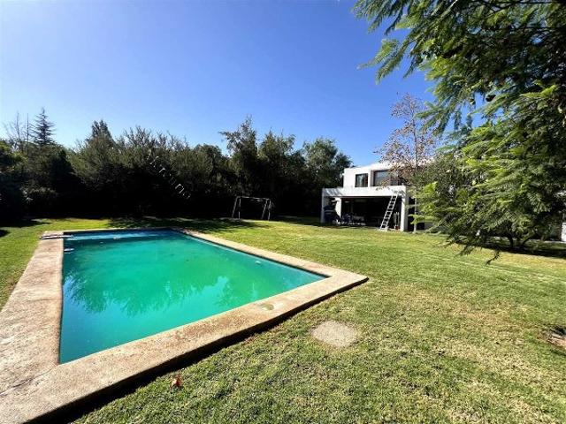 $ 2.800.000 Casa en Arriendo en Colina 4 dormitorios 4 baños / Magnolia Property