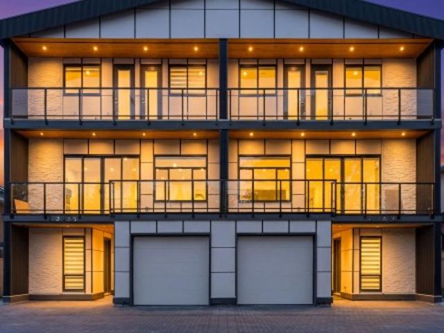 2 9550 Street, Surrey, BC, V3V 5C8 house for sale | Listing ID R3149 | Royal LePage