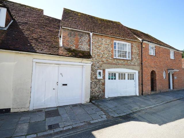 2c Canon Lane, Chichester, West Sussex PO19, 1 bed flat to rent, £1,100 pcm | PrimeLocation