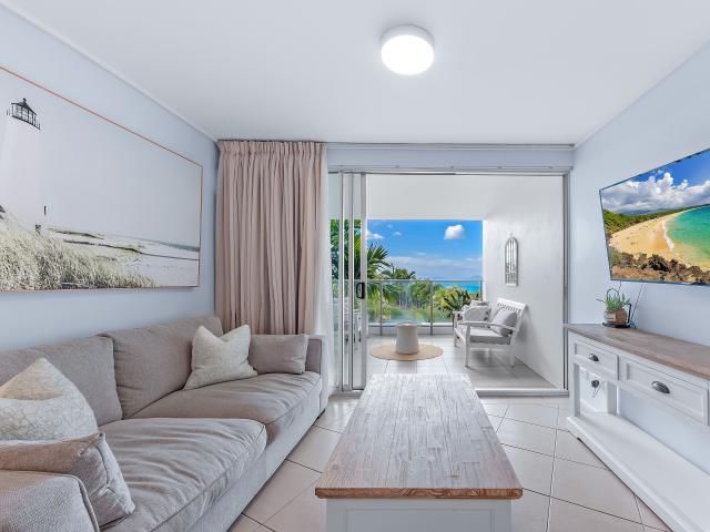 2A/18 Seaview Drive Airlie Beach, QLD 4802