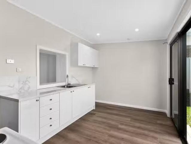 2A/47 Rosemont Street, West Wollongong, NSW 2500