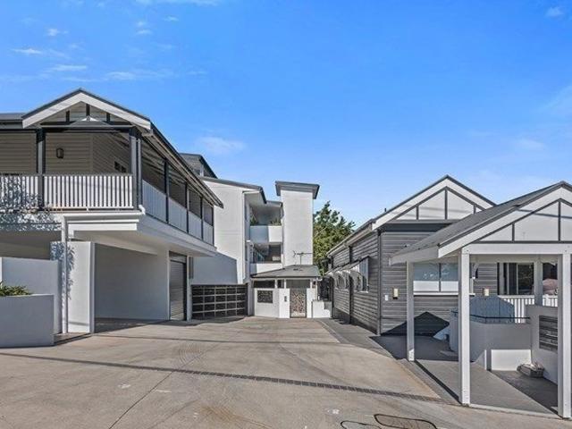 2A/40 Fanny Street, Annerley