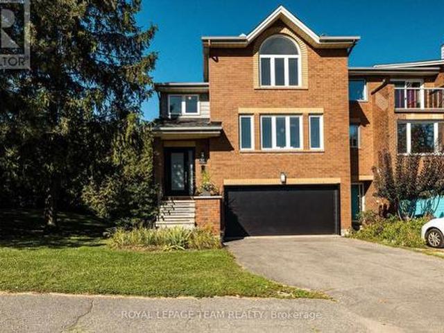2A Weslock Way, Ottawa, ON, K2K 2N7 house for sale | Listing ID X13818 | Royal LePage