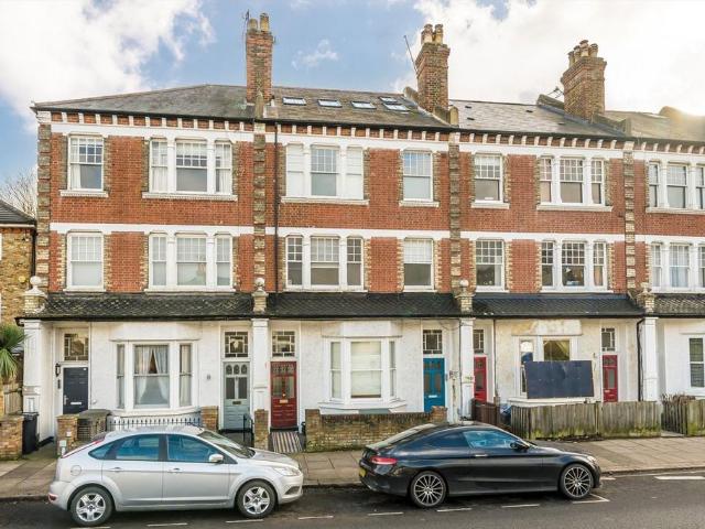 2A, B Richmond Road, London, TW1 3BH, United Kingdom | 3 bed apartment for rent #140225462 | Rentberry